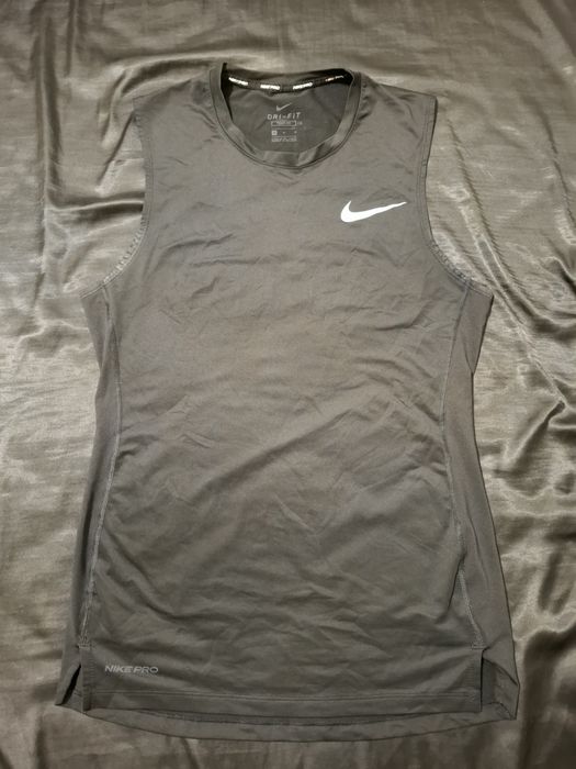 Maiou Nike Slim Fit/Dry Fit marime M