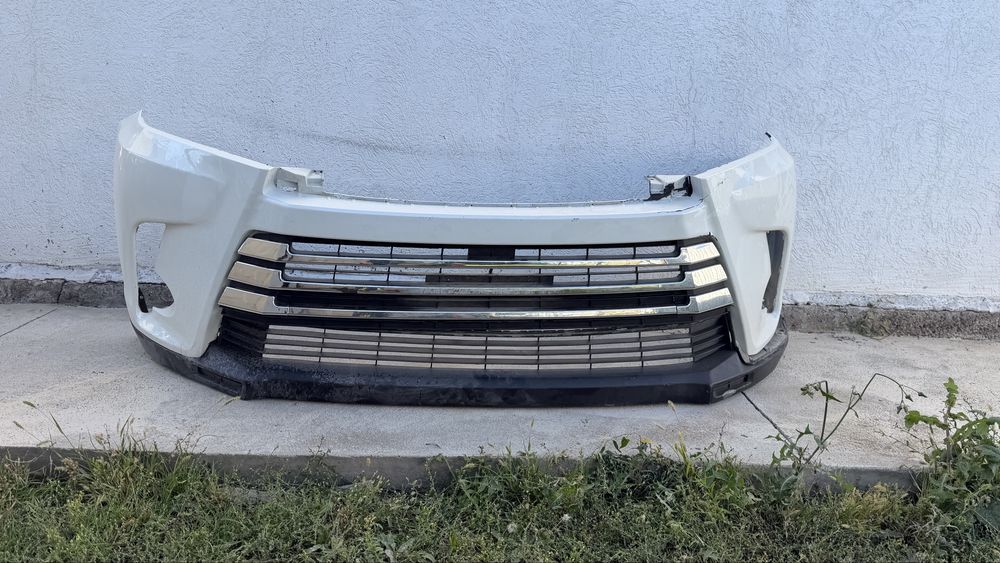 Продам запчасти на Toyota Highlander