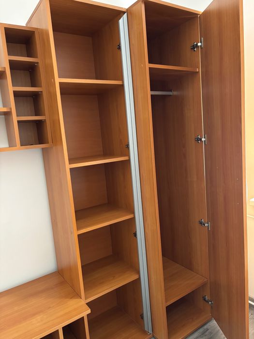 Mobilă de dormitor sau camera copii – stare bună +masa birou