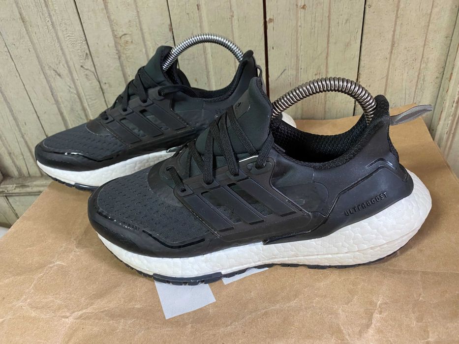 ''Adidas Ultraboost 21 Cold.Rdy''оригинални маратонки 38.5 номер