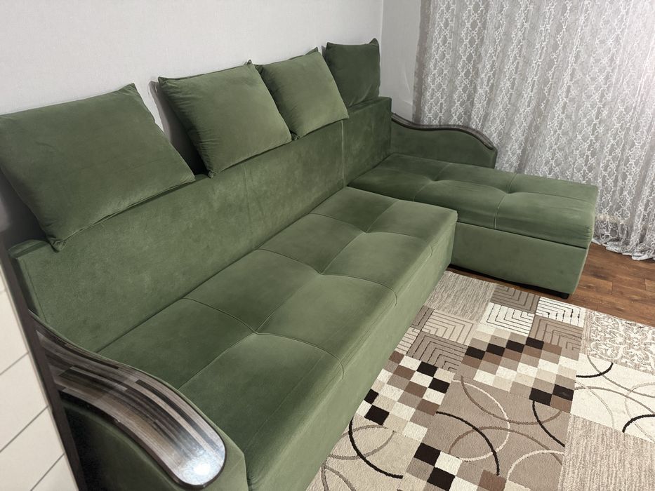 Продам угловой диван в хорошем состоянии