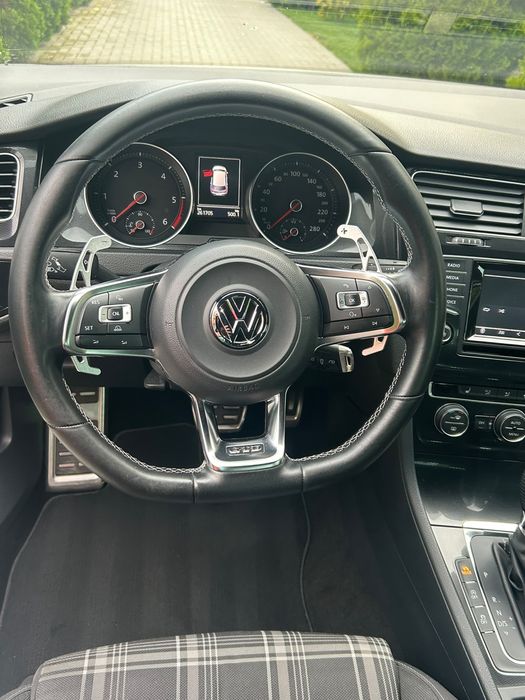 Volkswagen GOLF 7 GTD Sport &Sound