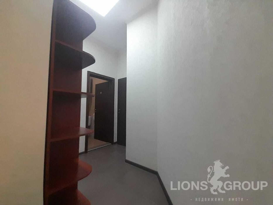 Офис, 55кв., Базар Левски!