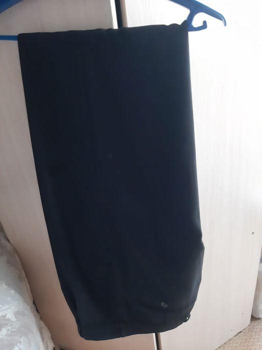 Продам костюм тройка