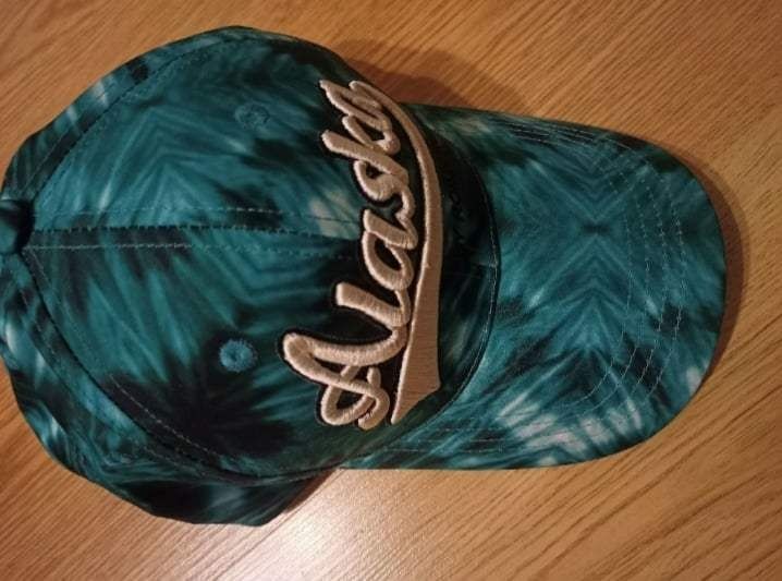 Robin Ruth нова шапка