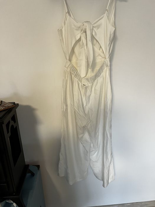 Salopetă albă de la BSB