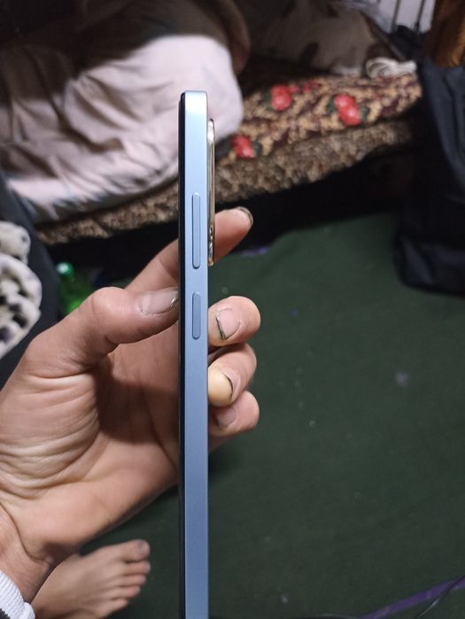 Poco c 71 kar dak yangi orginal quvvatlagich xotira 128 aybi yoʻq