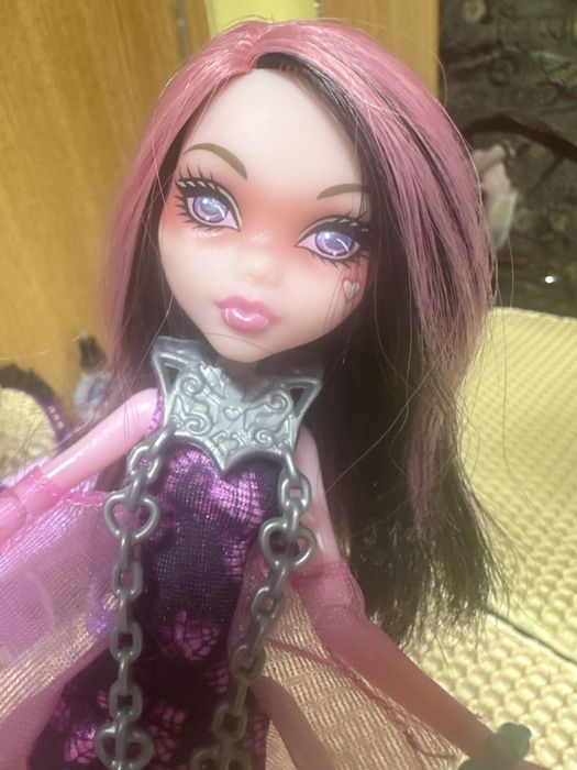 Продам куклу  монстр хай!