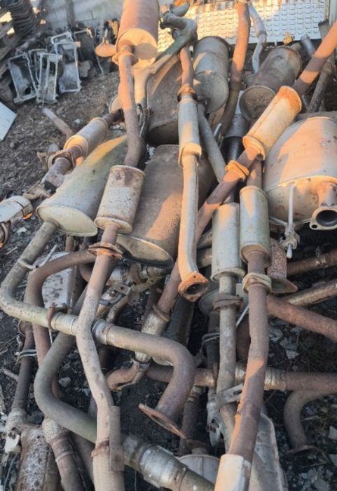 Toba mijloc/spate Nissan Navara 2.5d an 2007-2015