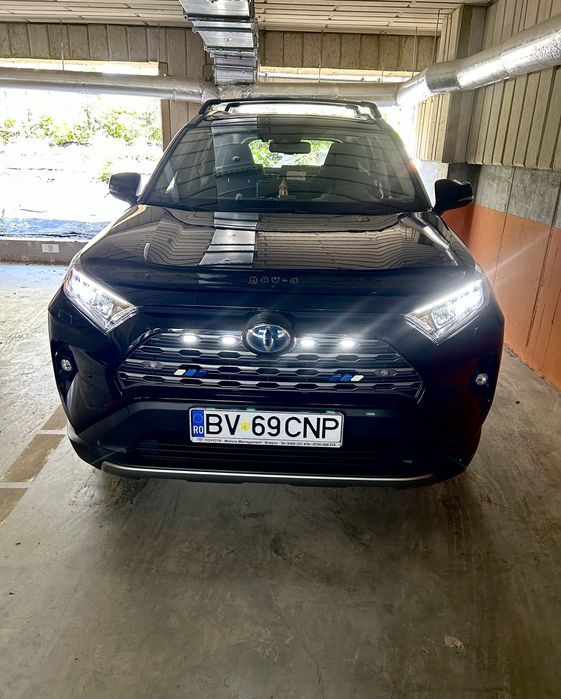 Vind Toiota RAV4 HIBRID 4*4