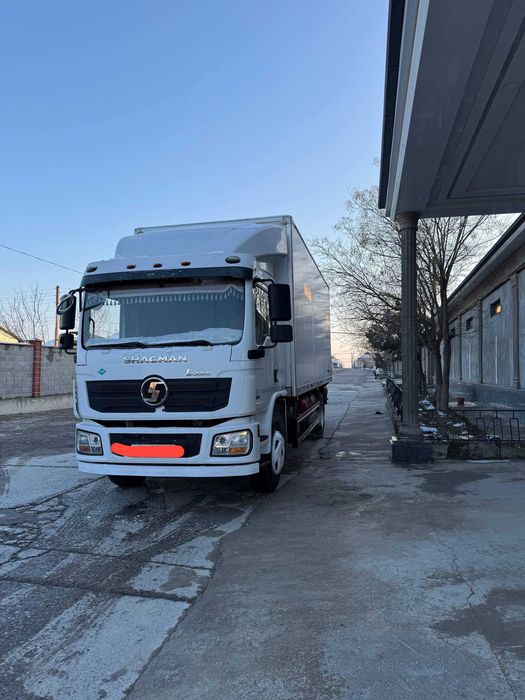 Shacman L3000 Furgon
