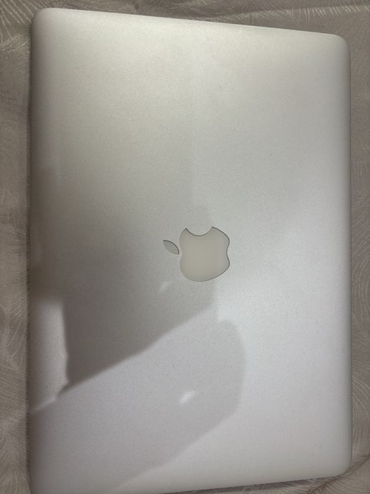 MacBook Air 13” (2017)