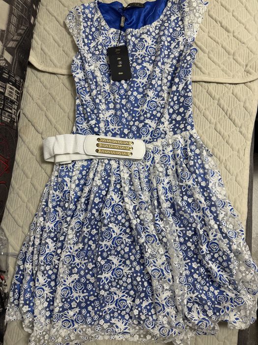 Отдам новое платье за шоколадку