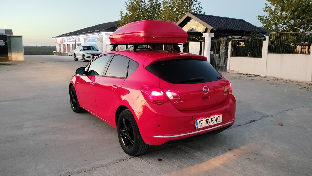 Opel Astra J Hachback
