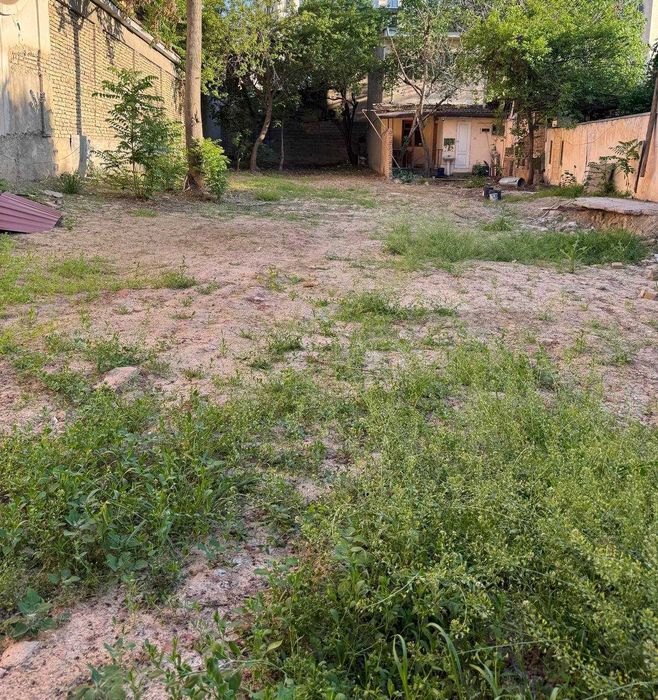 Продается участок 5.5 соток под строительство дома на Никитина!