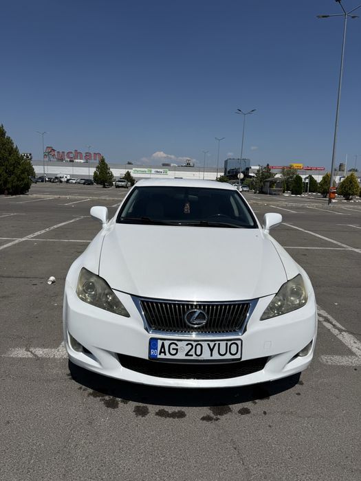 Lexus is 220d 2009 motor 2.2 diesel