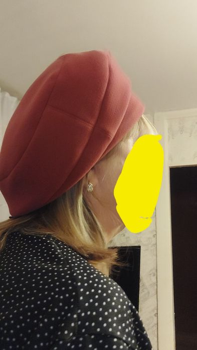 Берет женский, продаю