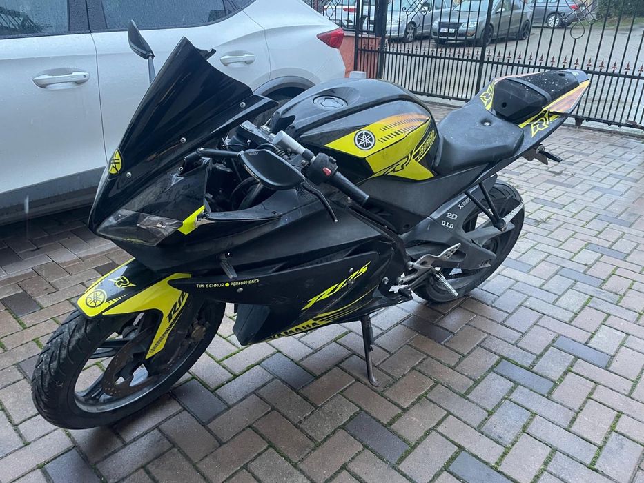 Motocicleta Yamaha