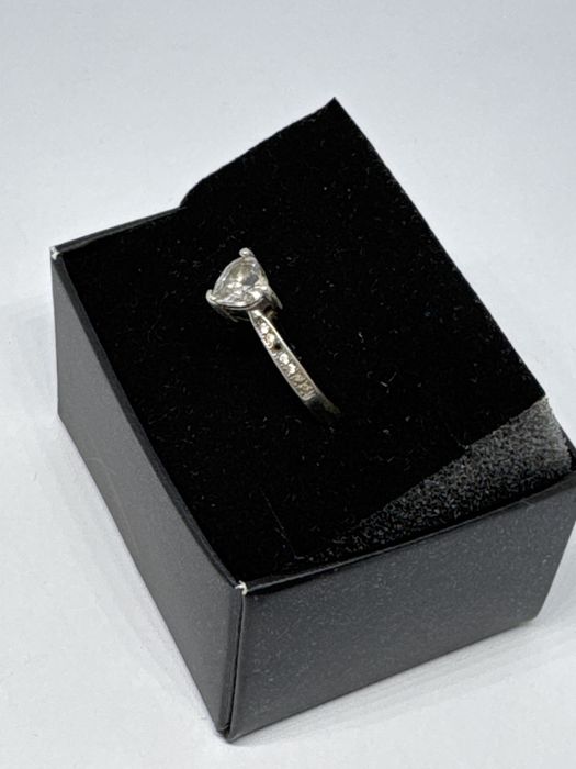 дамски сребърен пръстен 2.35гр 925