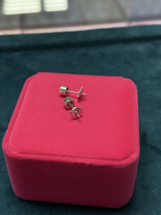 Золотые серьги с бриллиантами  750