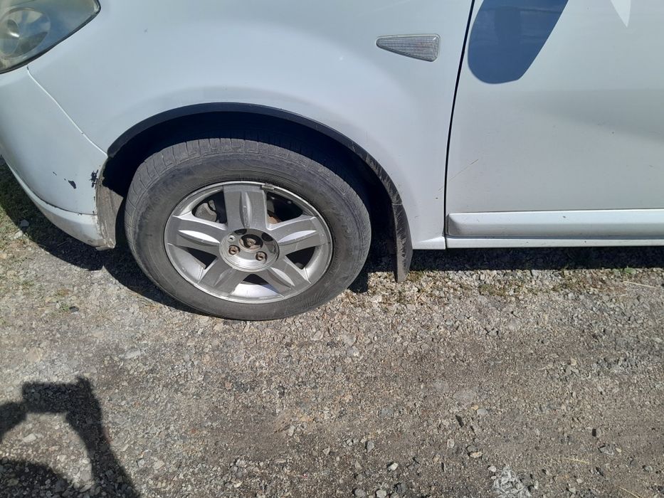 Продам рено сандеро