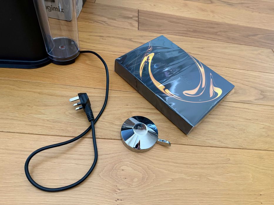 Кафемашина Nespresso Vertuo Next + Aeroccino 3