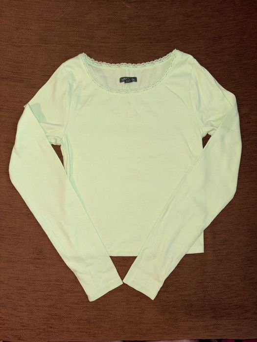 Всичко по 10лв - дамски блузки с къс и дълъг ръкав