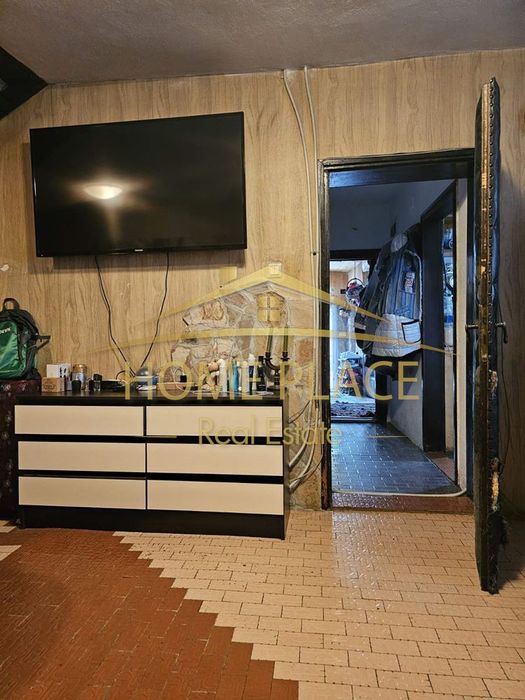 Продава се Къща в Варна, Галата - 118 кв.м за 1650 €/кв.м - Снимка #4