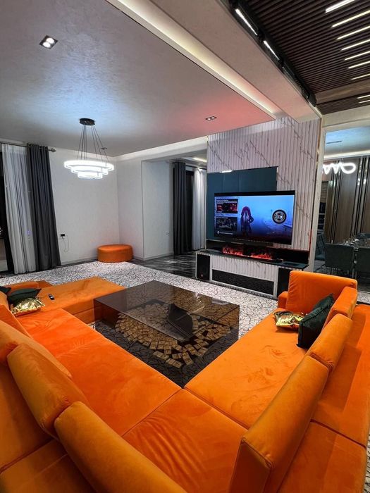 15 кишилик Абу Даби Чорбогда жойлашган