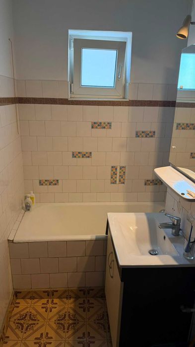 Vanzare Apartament 3 camere, decomandat, confort 1, 65 mp, Bulevardul Republicii