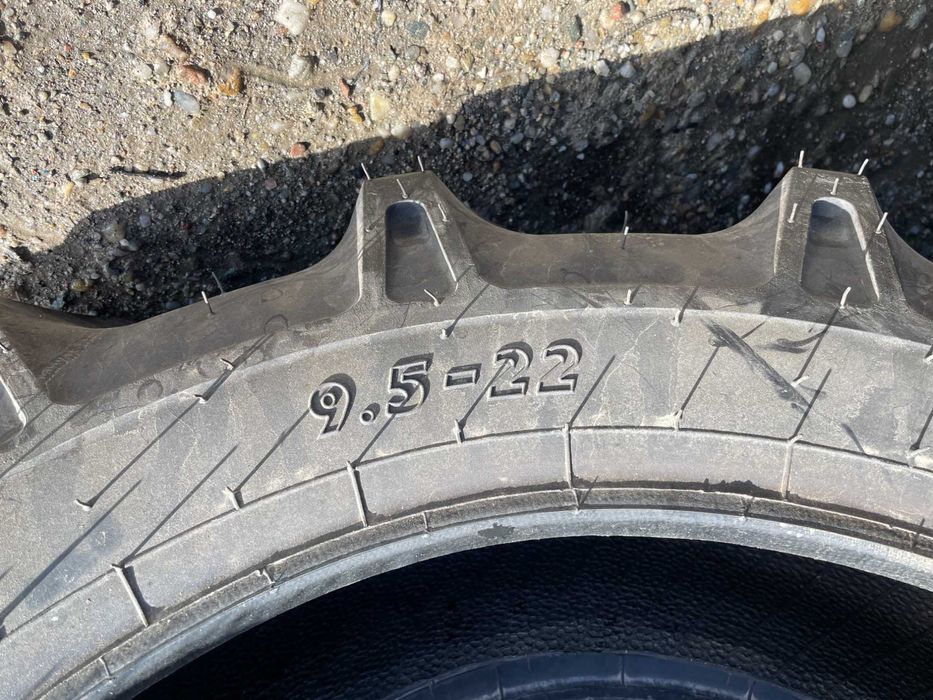 Cauciucuri noi de tractor japonez 9.5-22 BKT Anvelope de tractor ISEKI