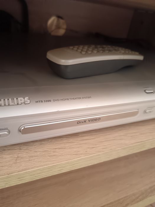 Sistem DVD HTS 3300 DivX ViDEO