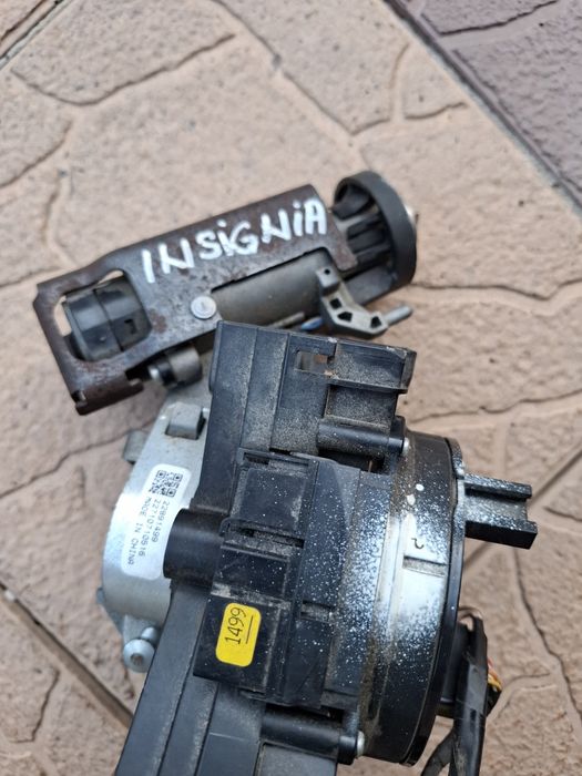 Vand Contact complec cu chei opel insignia,aripa stanga și oglinda.