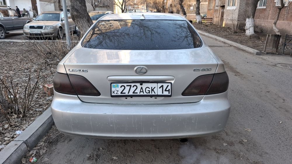 Продам Лексус ес 300