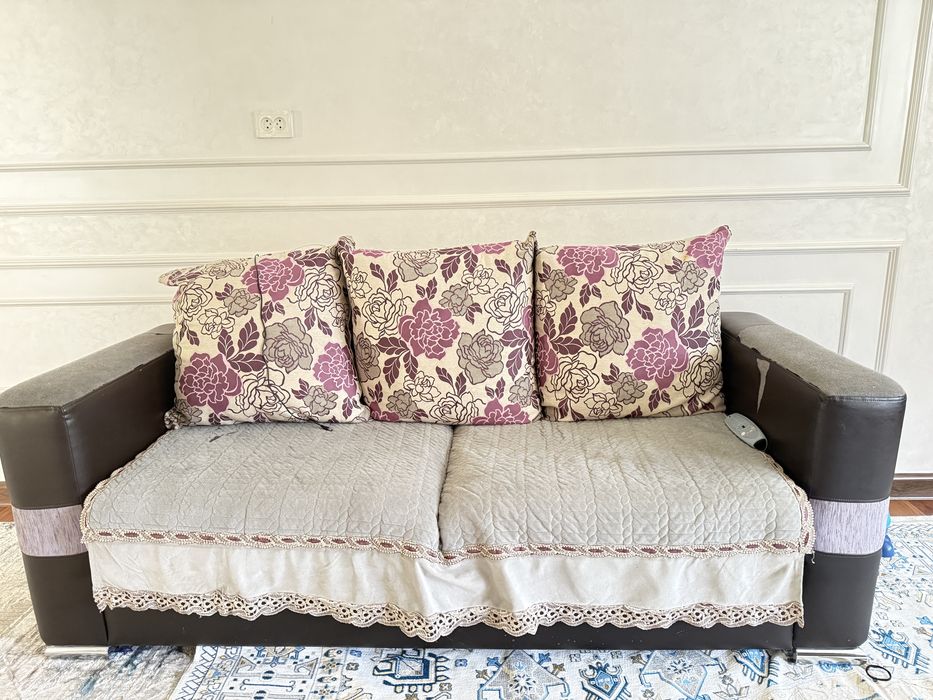 Диван с креслами