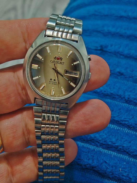 Ceas automatic și mecanic
