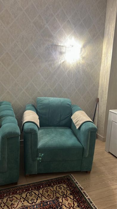 Диван и кресло на продажу