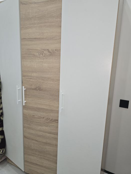 Шифоньер. Почти новый