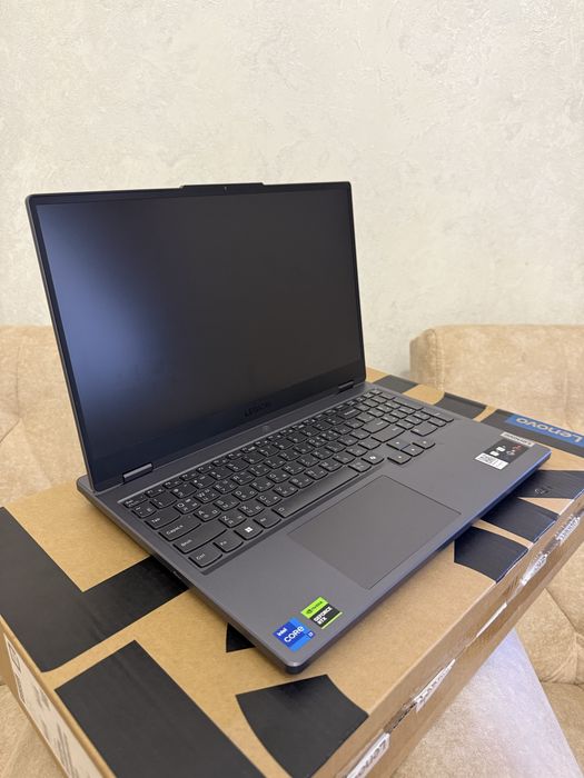 Lenovo Legion 5 i7 13650HX 4060video karta