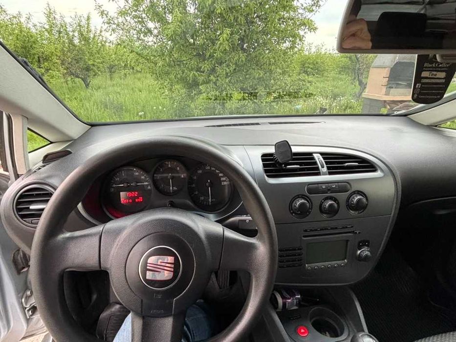 Vând SEAT Leon, an 2006, motor 1.9 TDI diesel, 105 CP.