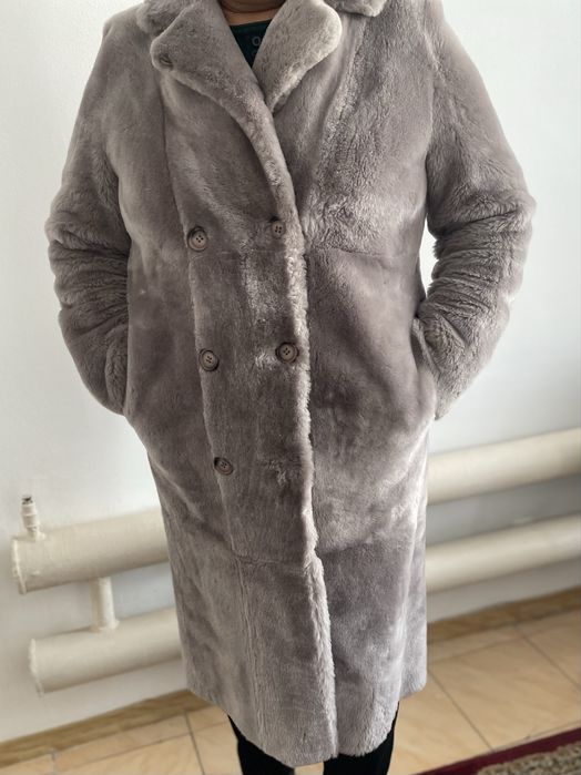 Продам двух сторонию дубленку