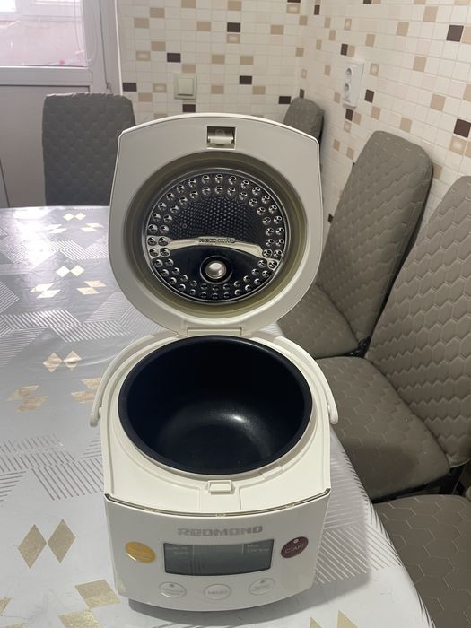 Продам мультиварку