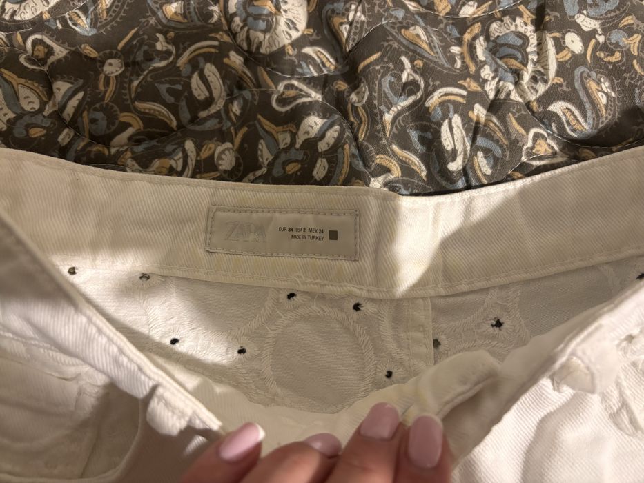 Zara 34 размер различни бермуди/къси гащи
