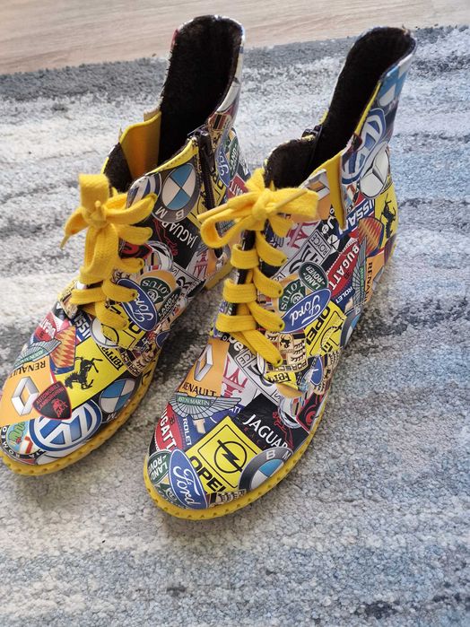 Дизайнерски боти Gabina