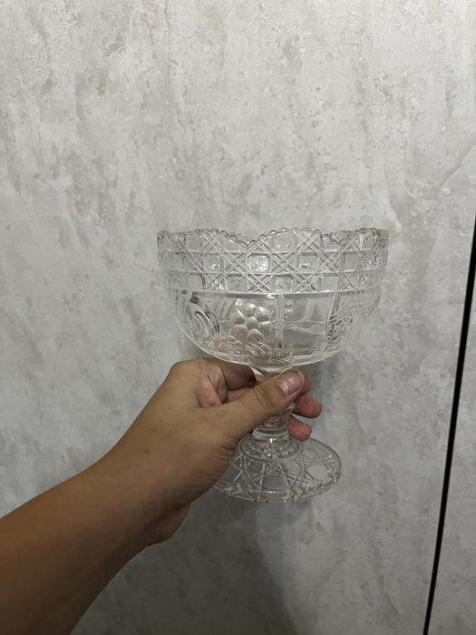 Стаканы разные и креманки