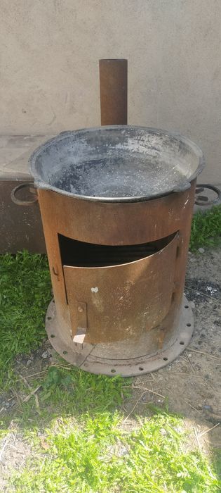 Продам печь и казан чугунный 22 литра