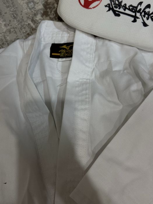 Продам костюм для Каратэ