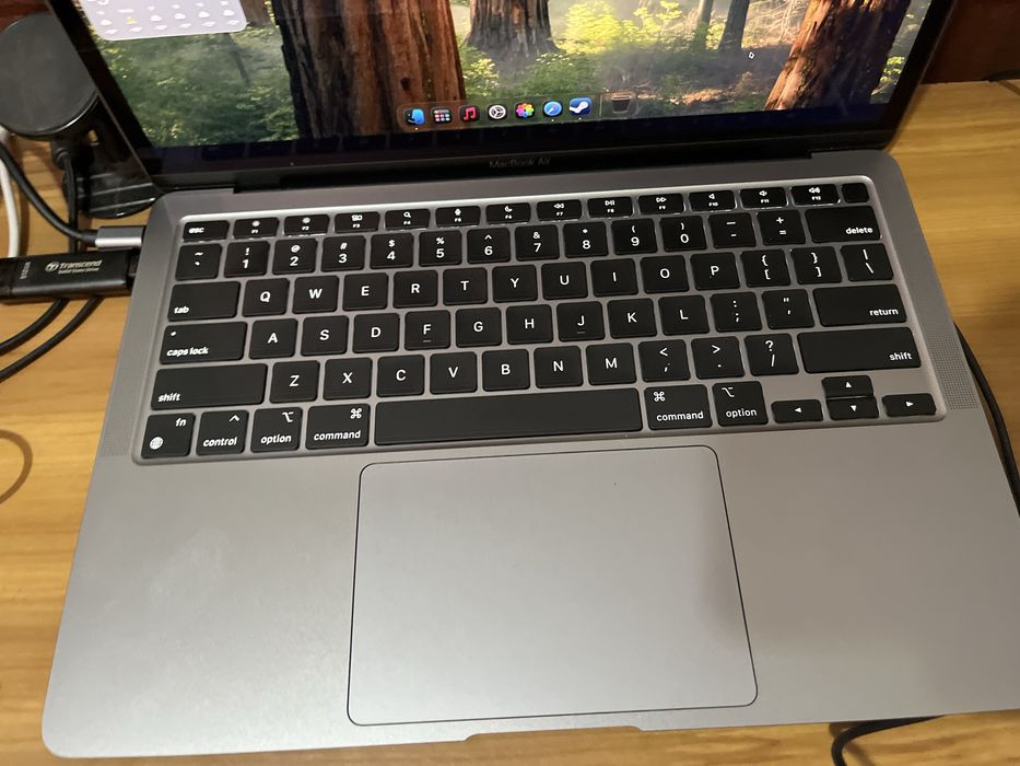 Обмен макбук эйр м1