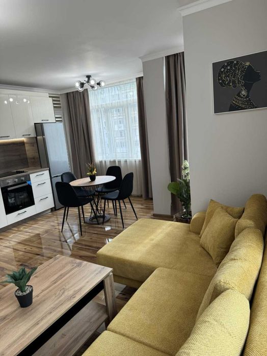 Продава се Тристаен апартамент в Пловдив, Кършияка - 100 кв.м за 2200 €/кв.м - Снимка #3