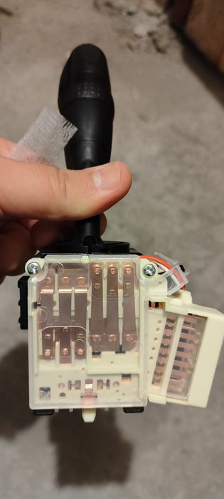 Ключ за фарове за Рав4